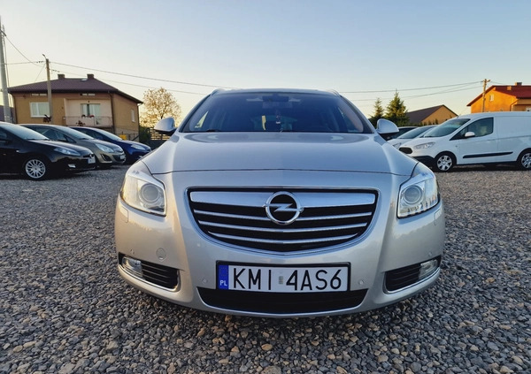 Opel Insignia cena 26900 przebieg: 237000, rok produkcji 2009 z Dobra małe 781